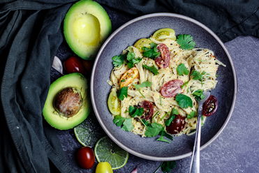 Reispasta mit Avocadosauce