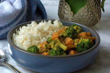 Buntes Kürbis- Curry mit Sadri Reis