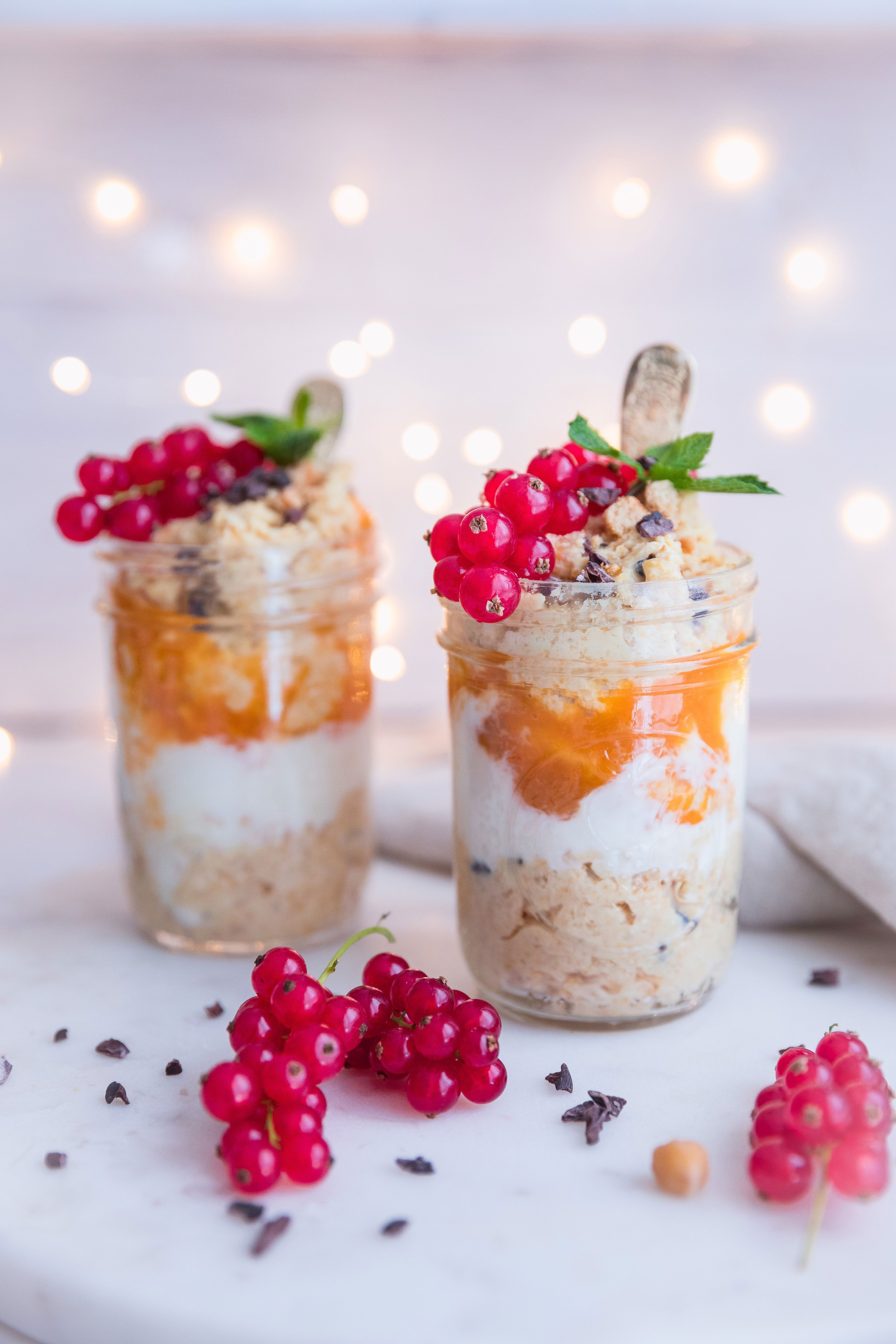 Cookie Dough mit Aprikosenkompott