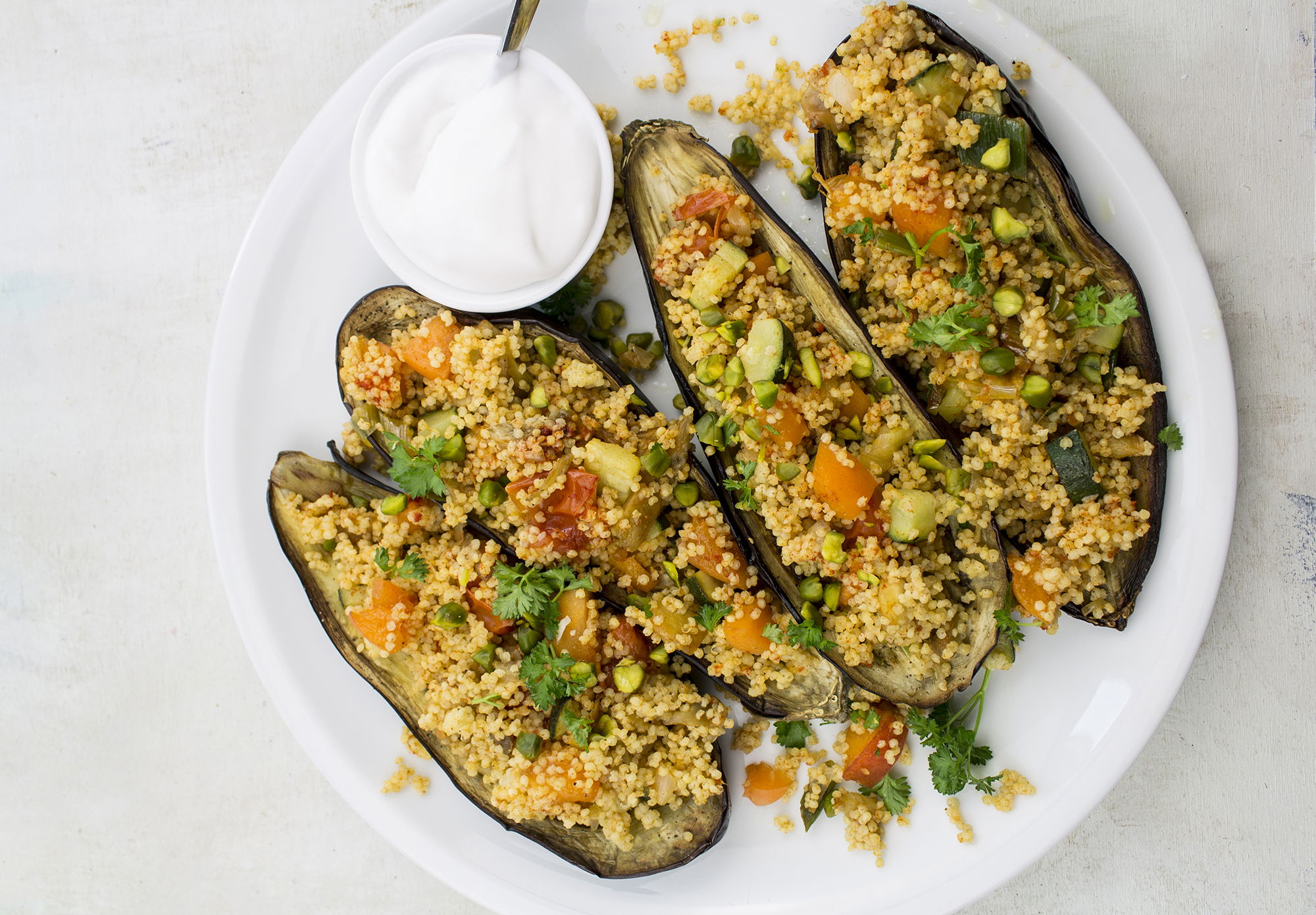 Gebackene Aubergine mit Zitronenhirse