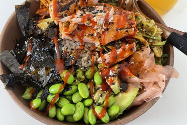 Sushi Bowl mit Lachs