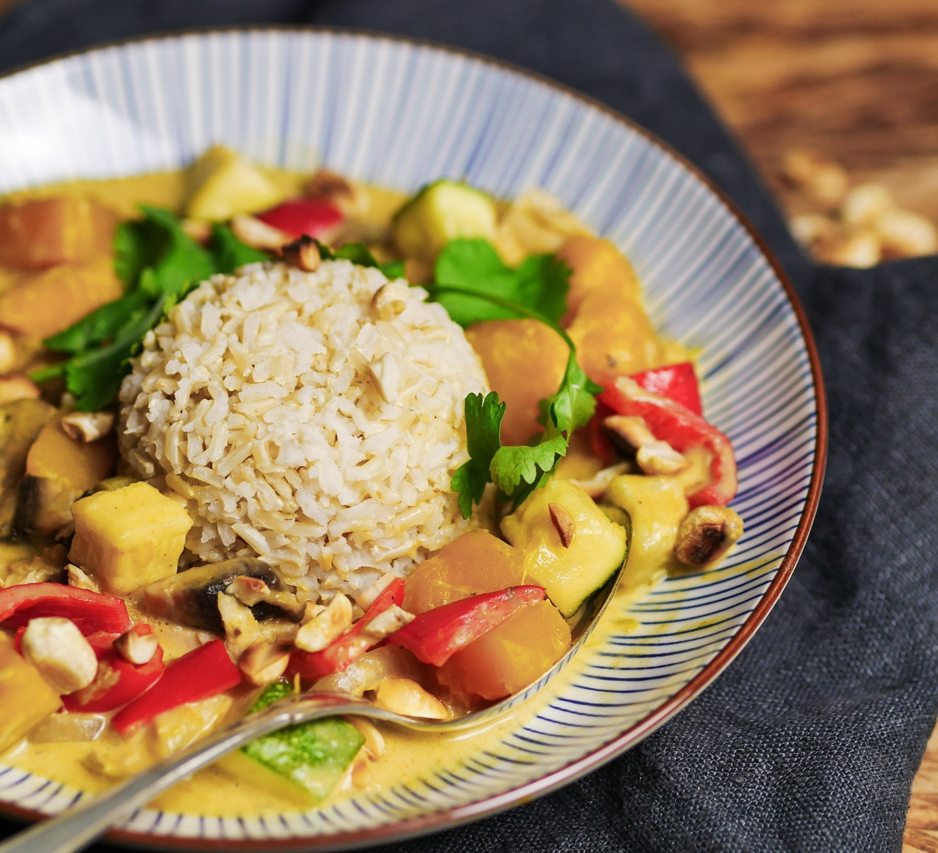 Pompoencurry met volkoren biologische basmati rijst