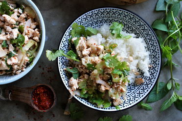Laab Gai - Thailändischer Hähnchensalat
