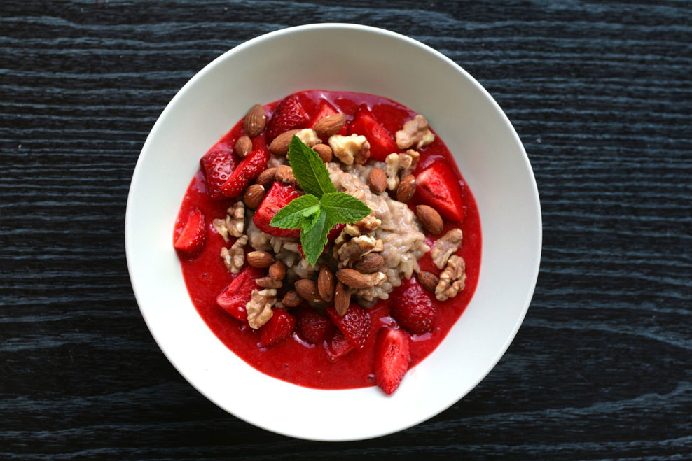 Milchreis mit Erdbeeren