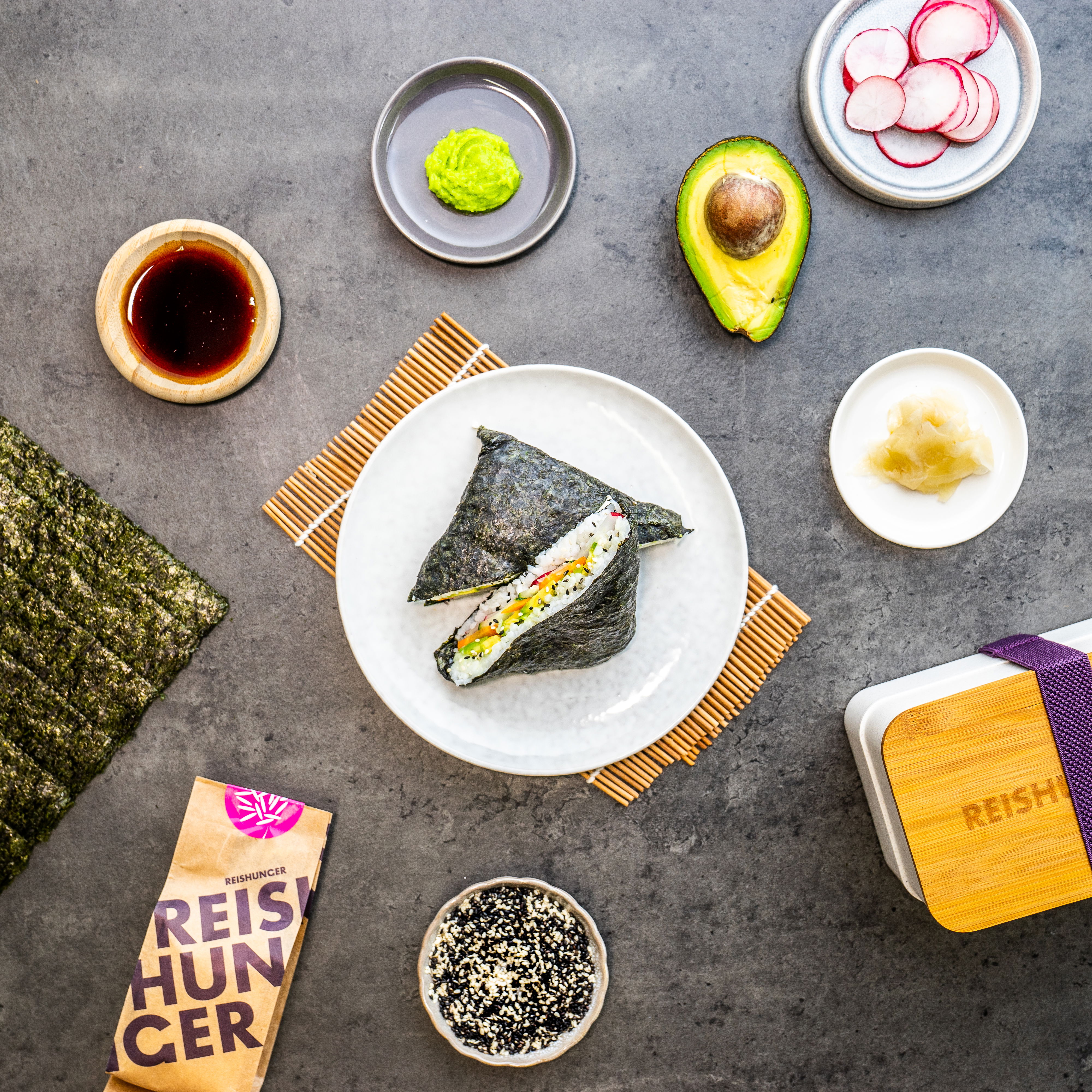 japanische-onigiri-reishunger