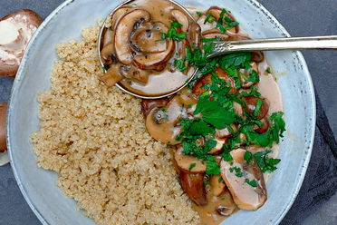 Quinoa mit Champignon Rahm