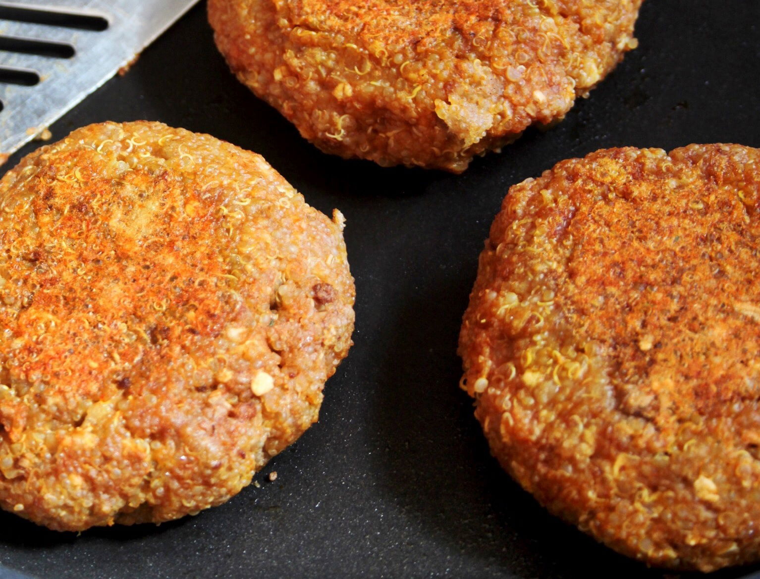 QuinoaKichererbsen Burger