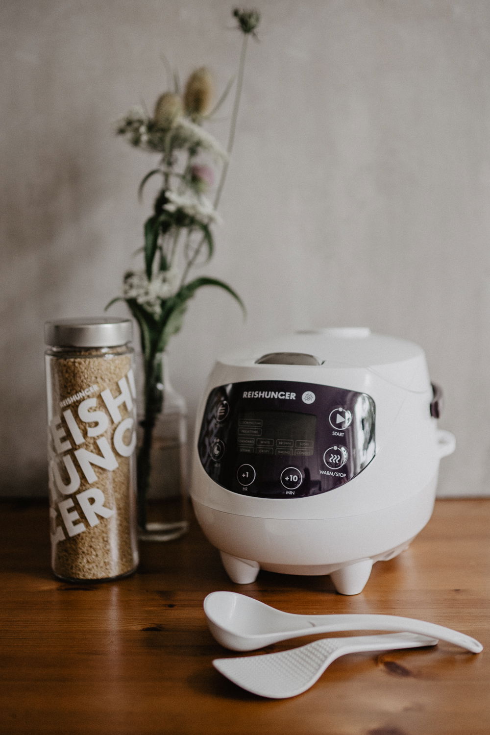 Reissalat mit gebackener Aubergine und KnoblauchDip