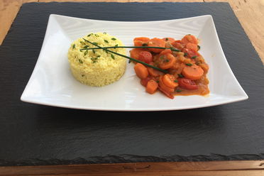 Sommerliches Karotten-Tomaten-Curry
