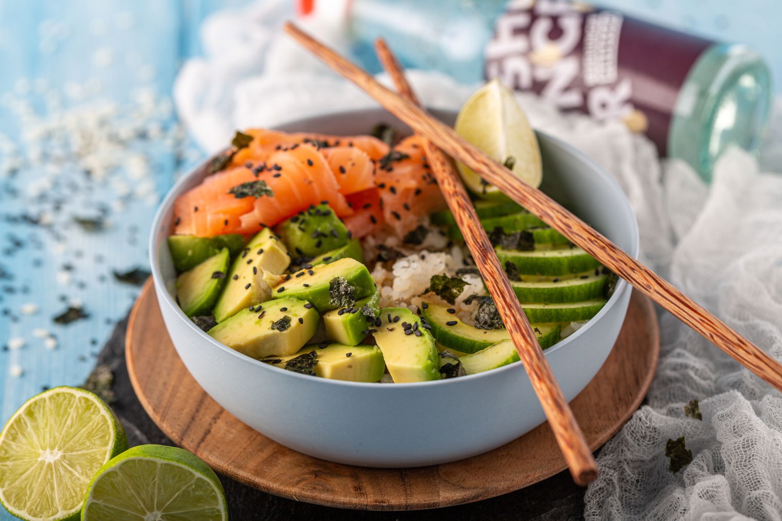 Sushi Bowl mit Räucherlachs