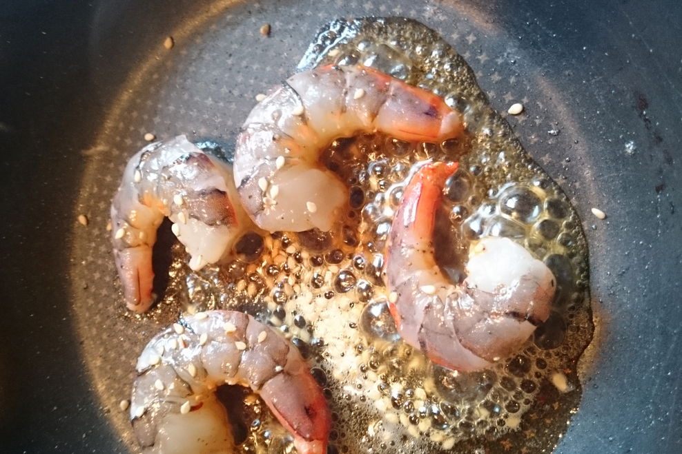 Thai-Gemüse mit Sesam-Garnelen